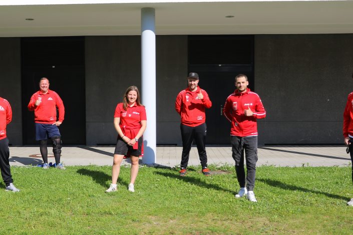 Hallbergmoos-Spende-Masken-VfB-Mooskurier_2020-12-online.JPG