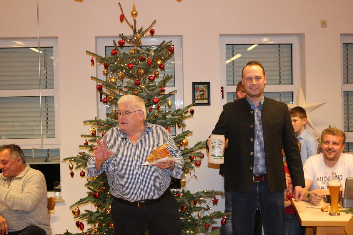 hallbergmoos-Christbaumversteigerung-mooskurier-24-2019