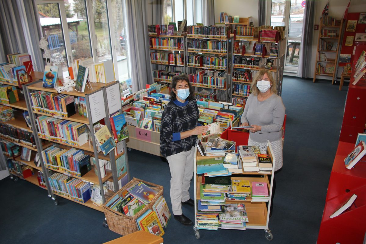 mk-hallbergmoos-buechereioeffnung-2021