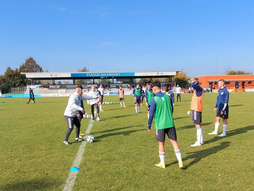 mk-hallbergmoos-u17training-2021