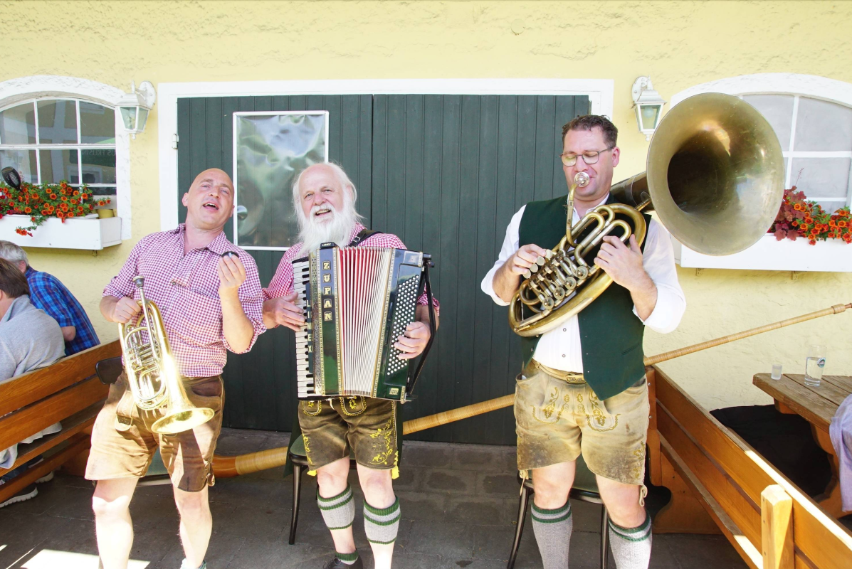 mk-hallbergmoos-sonntagsmusi-2022