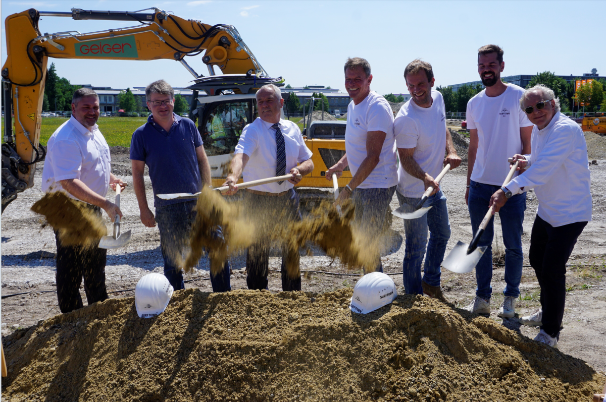 mk-hallbergmoos-surftown-spatenstich-2022