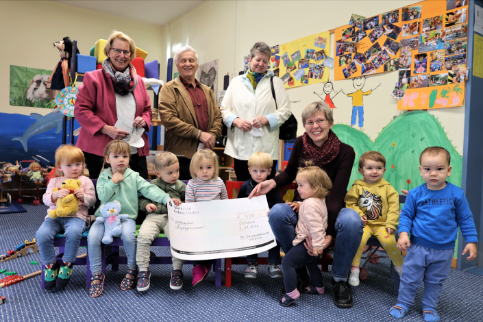 mk-hallbergmoos-spendenuebergabe-ak-ortsverschoenerung-2022